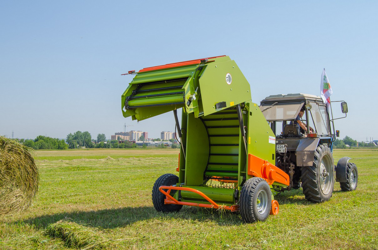 Пресс-подборщик рулонный R12/155 Super с сетеувязочным устройством