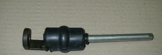Вал (упр.регул) 85-4616095 в сб.***