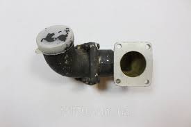 Патрубок нижний бочка радиатора Т-150 (в сборе) 150У.13.017